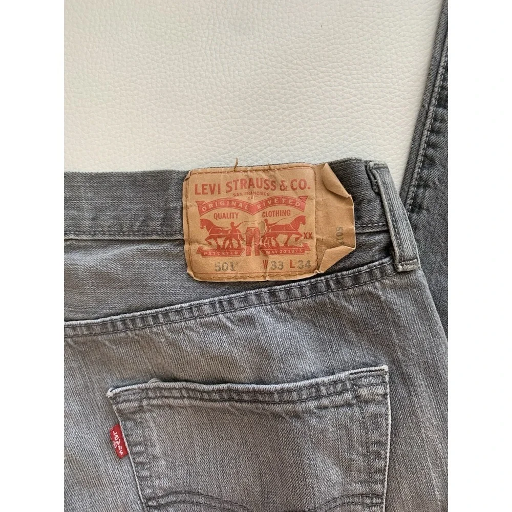 Levi's 501 men's pants, size 33x34, gray, 100% cotton